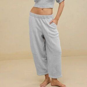 Aerie Women's Seams Right Barrel Leg Sweatpant in Gray